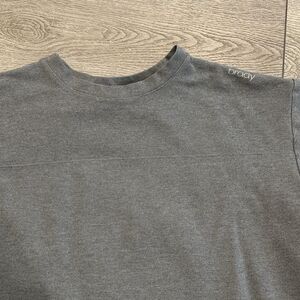 Brady Brand Shirt Mens Size Large Training Short Sleeve Gray Active Workout